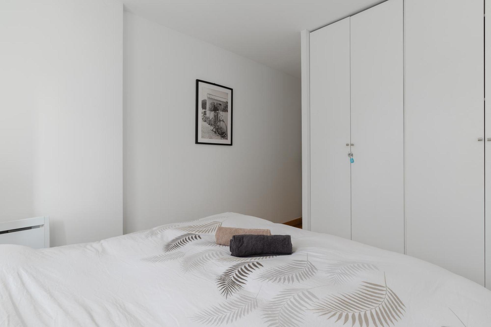 3 Bedroom With Garden And Swimming Pool Apartment *